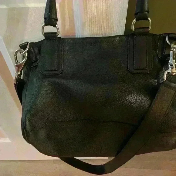 Authentic Givenchy Pandora Shoulder Bag - Picture 6 of 14